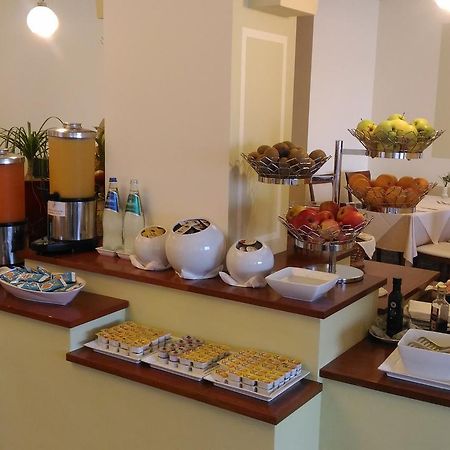Hotel Corallo Изола-Росса Экстерьер фото