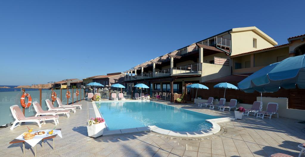 Hotel Corallo Изола-Росса Экстерьер фото