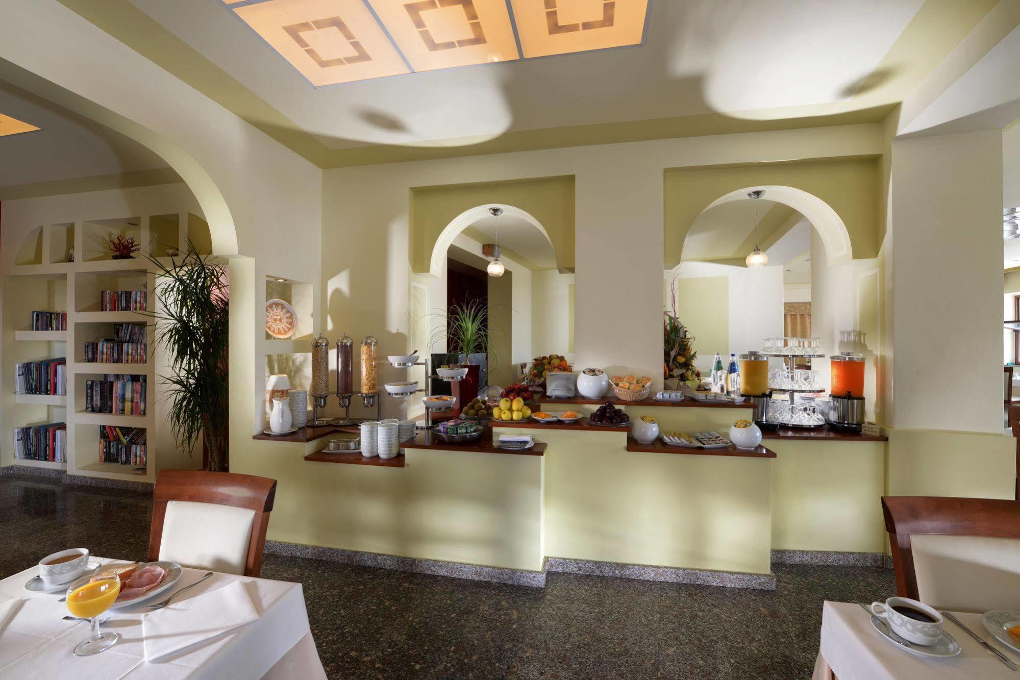 Hotel Corallo Изола-Росса Экстерьер фото
